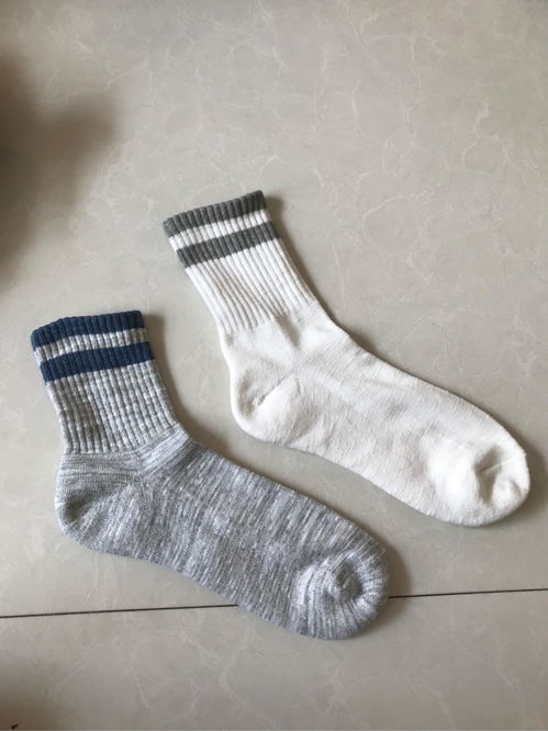 有人推薦了優衣庫的襪子,一雙27塊錢,值嗎