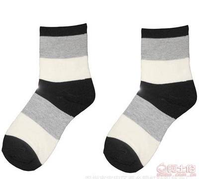 【可貼牌生產(chǎn)批發(fā)寬條紋韓國女襪經(jīng)典襪子全棉襪子女混色襪混批廠家直銷祙條紋全棉女襪】深圳市寶安區(qū)西鄉(xiāng)明虹針織襪業(yè)廠 - 產(chǎn)品庫