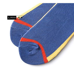 四季款潮流男女精品中筒襪 運動防臭、全棉舒適，盡顯時尚活力